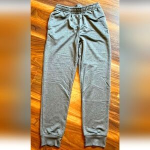 Boys Hurley H2O-Dri Sweatpants in excellent pre-owned condition Size: 14/16